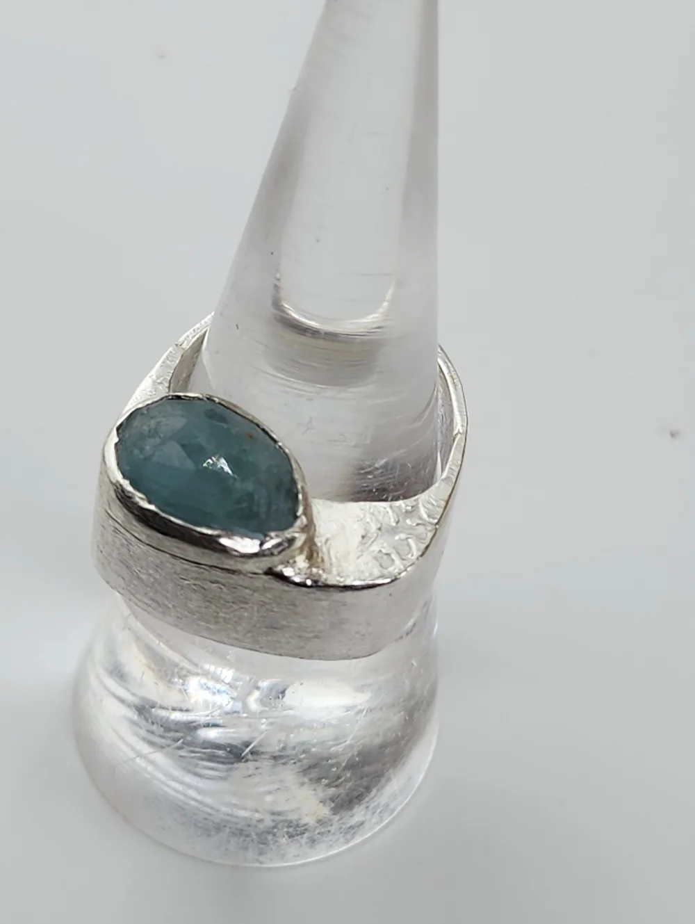 AQUAMARINE HALLOW EMBOSSED RING HANDMADE IN STERLING SILVER SIZE 7.50